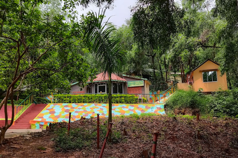 Mukutmanipur Hotel Sonajhuri Resort outside view
